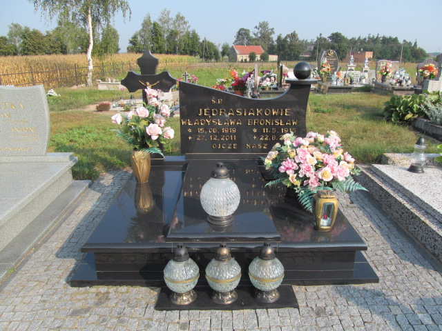 Grób Władysława Jędrasiak